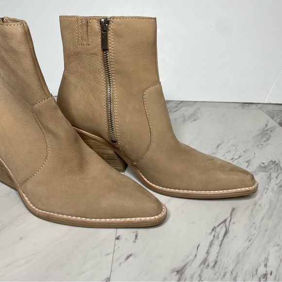 Dolce Vita Volli Tan Nubuck Heeled Bootie 8 - Picture 10 of 15
